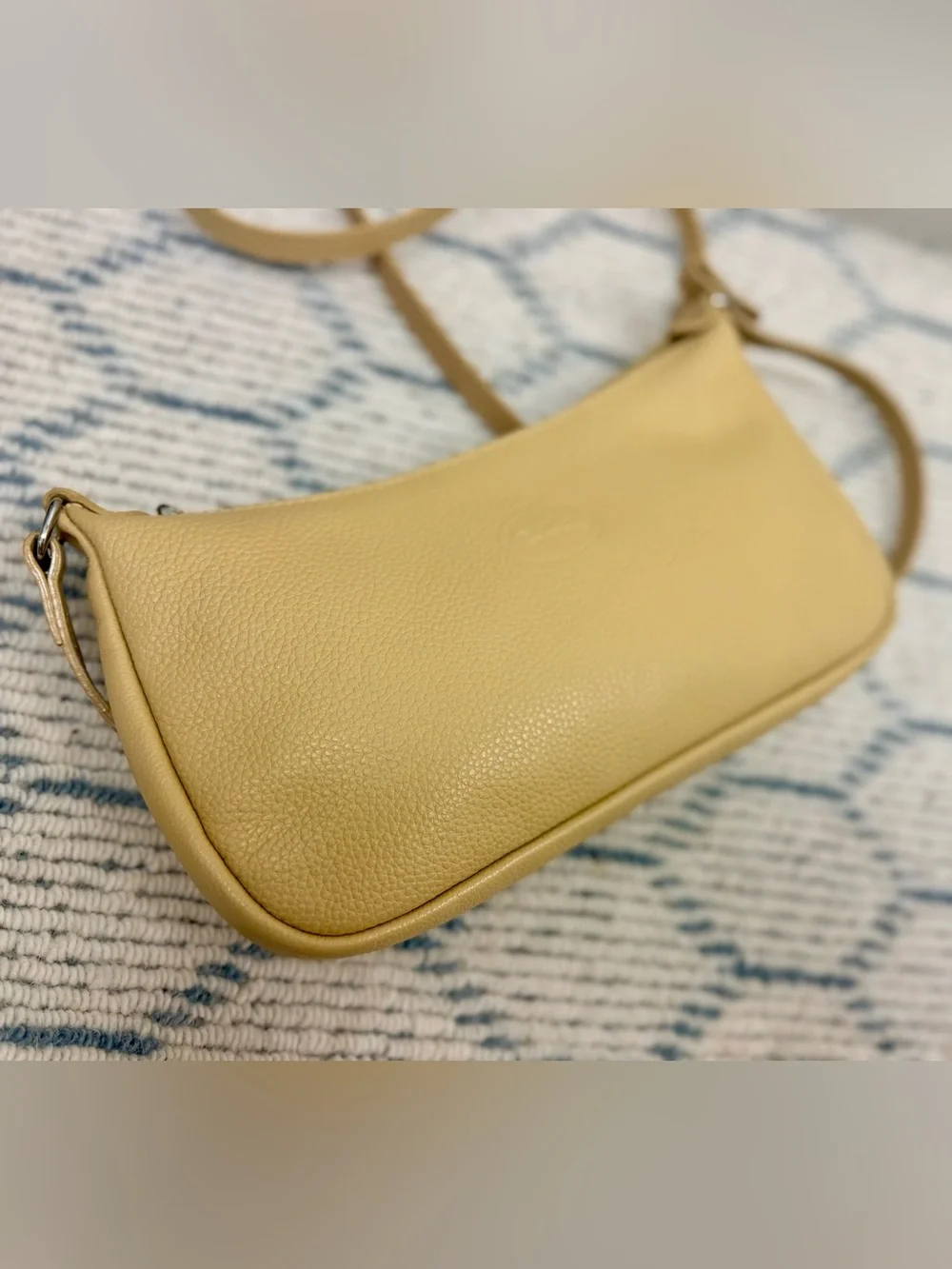 LONGCHAMP Vintage Y2K Beige Pebbled Leather Baguette Crossbody Made In France